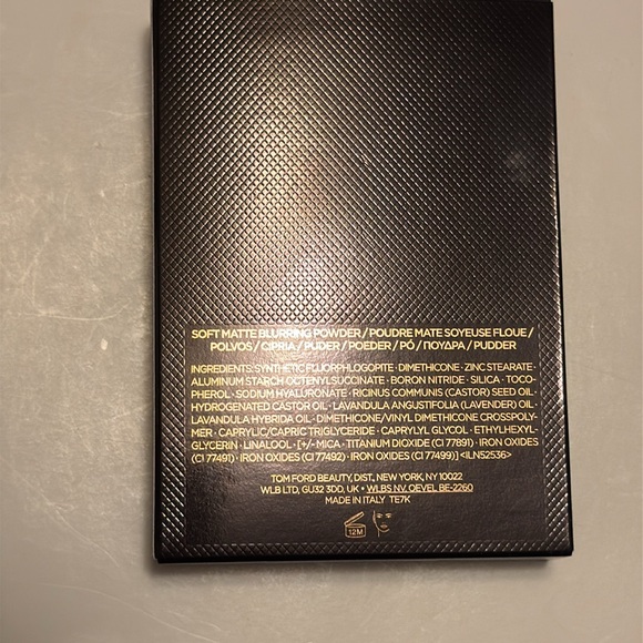 Tom Ford Architecture Blurring Powder - Picture 5 of 6